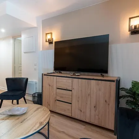 Beautiful Flat With Swimming Pool Tennis Court And Private Car Parking 09 Le Touquet Exterior photo